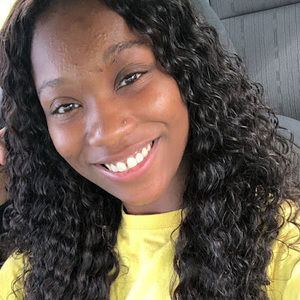 Meet your Posher, Chrissy